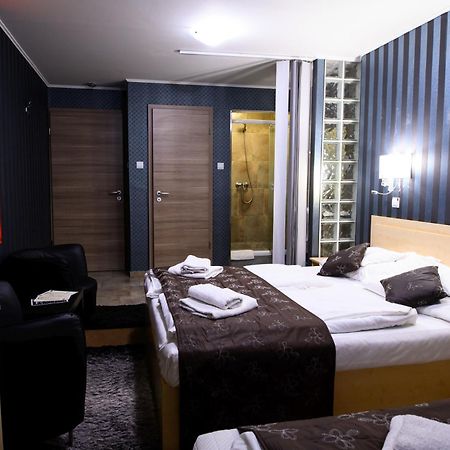 Palermo Panzio Hotel Nyiregyhaza Luaran gambar