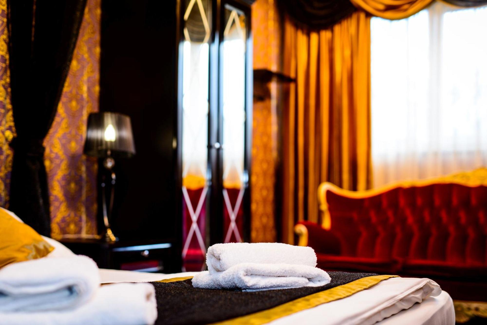 Palermo Panzio Hotel Nyiregyhaza Luaran gambar