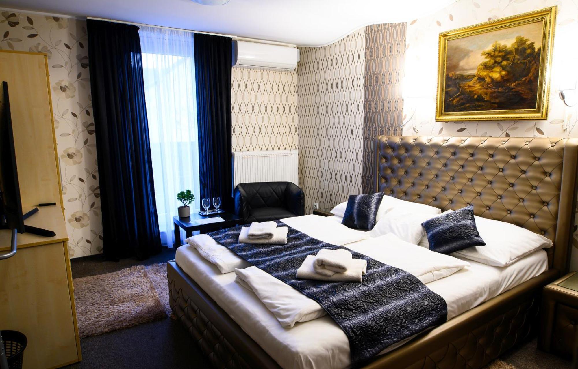 Palermo Panzio Hotel Nyiregyhaza Luaran gambar