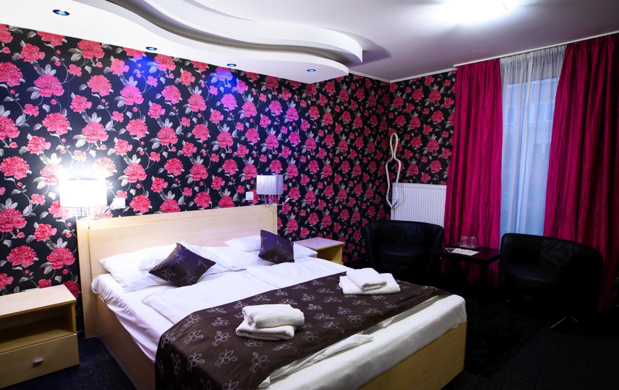 Palermo Panzio Hotel Nyiregyhaza Luaran gambar