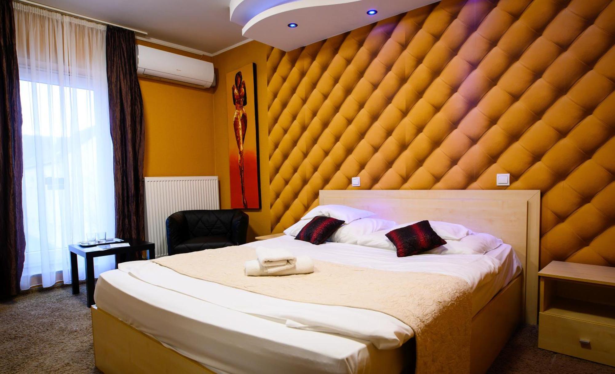 Palermo Panzio Hotel Nyiregyhaza Luaran gambar