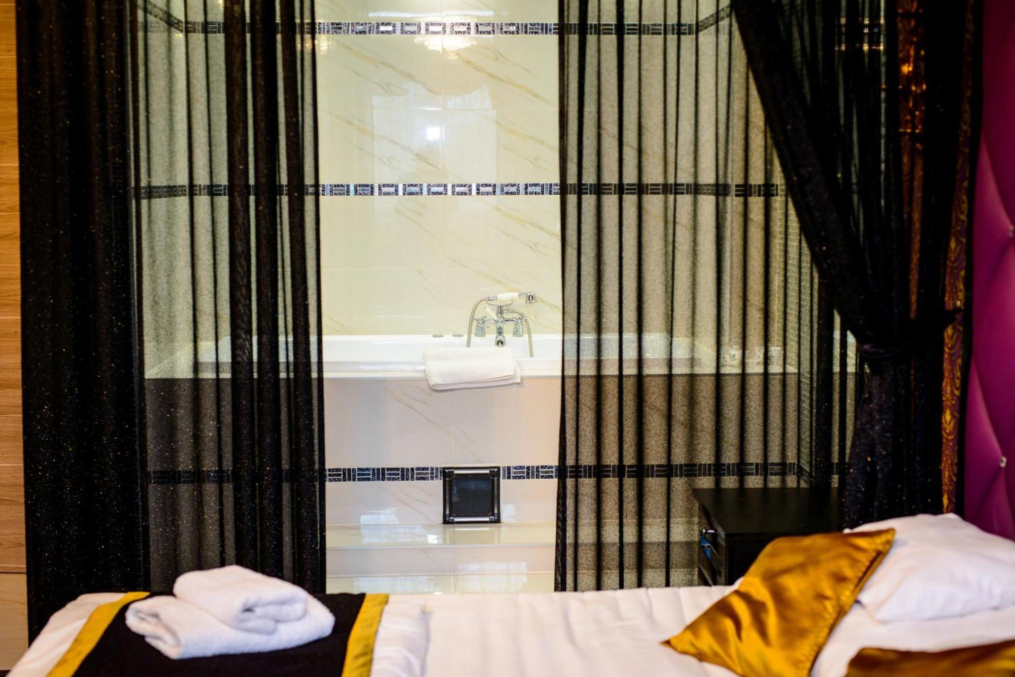 Palermo Panzio Hotel Nyiregyhaza Luaran gambar